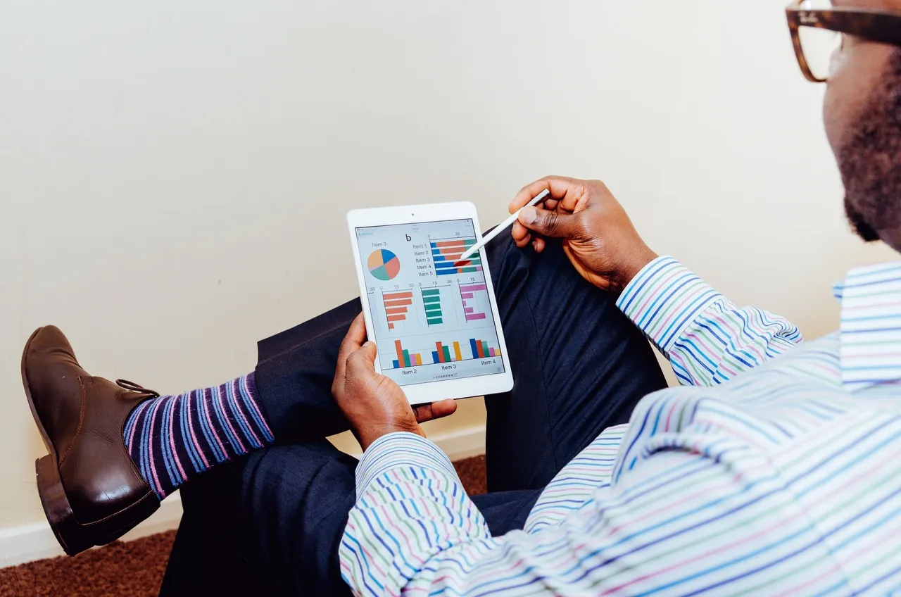 Measuring Marketing Success: Key Metrics for Small Businesses